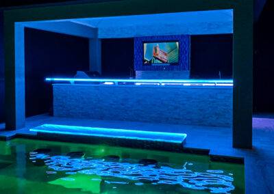 pool glass bar lit swim up