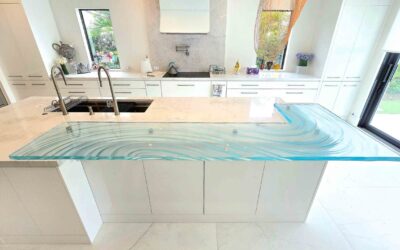 Glass Countertop Ideas for a Chic L-Shaped Bar