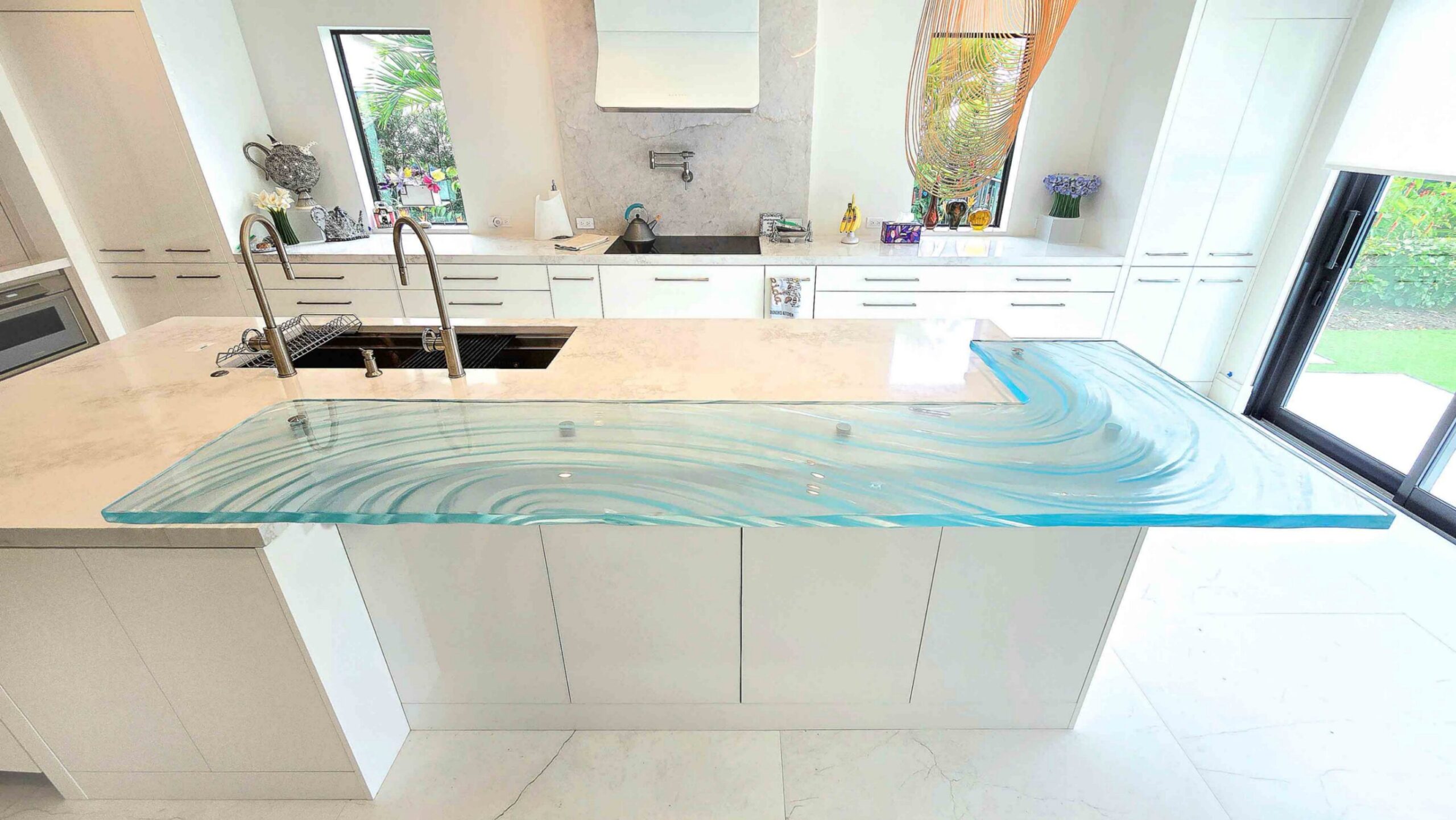Glass Bar Top L-Shaped