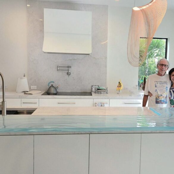 Custom glass bar top Jupiter Florida LED illuminated