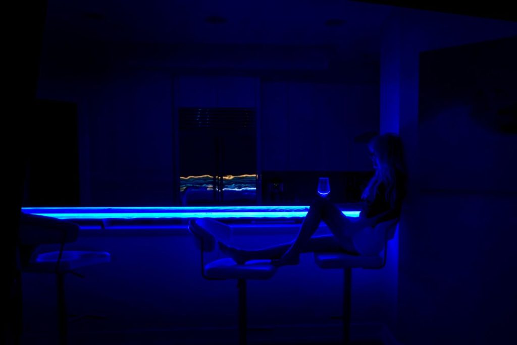 Downing Designs LED Illuminated Glass Bar Tampa